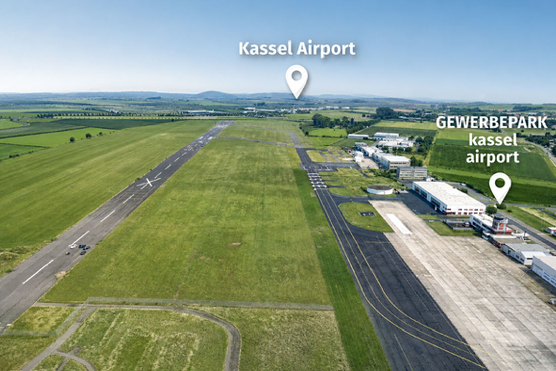 Luftaufnahme Kassel Airport mit Gewerbepark.