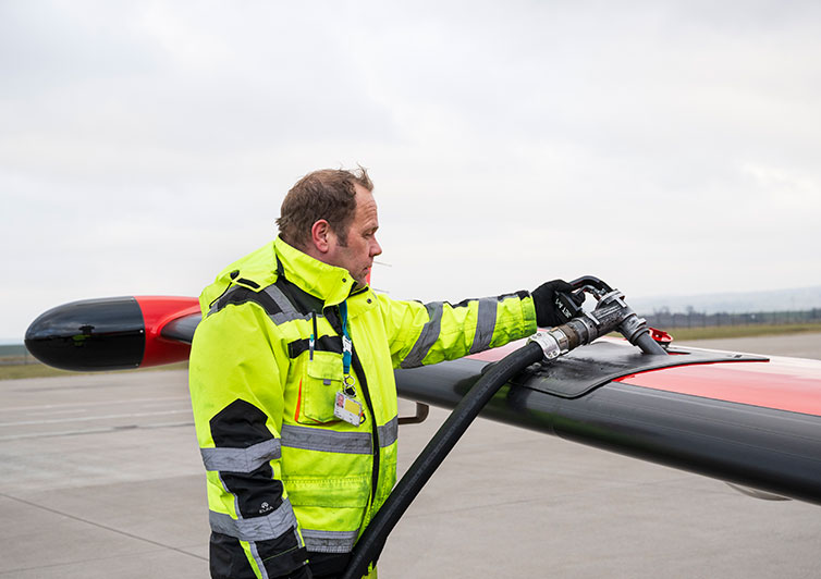 Betankung am Kassel Airport sind Services des GAT Kassel.