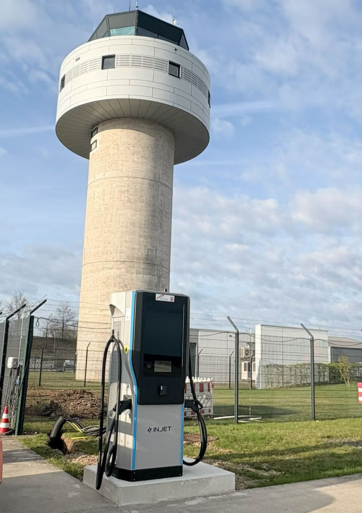 Am Kassel Airport befindet sich eine Ladeinfrastruktur für Elektro Luftfahrzeuge.