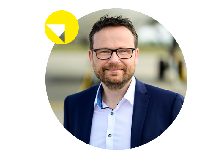 Der Geschäftsführer der Flughafen GmbH Kassel Lars Ernst